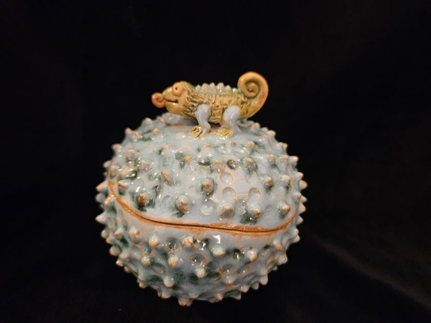 Chameleon Jar