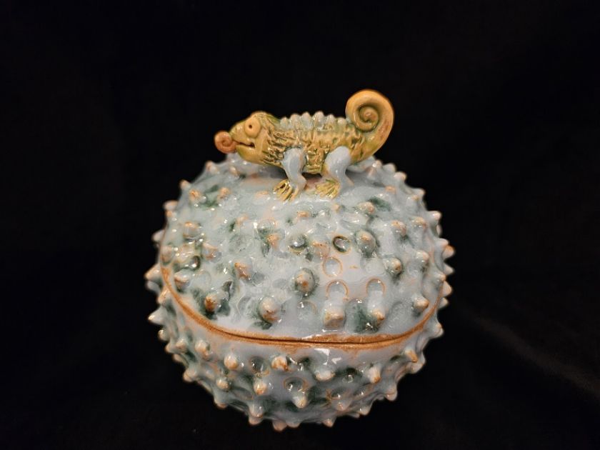 Chameleon Jar