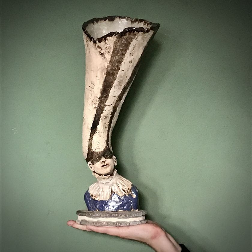 Ceramic vase Open Mind - small