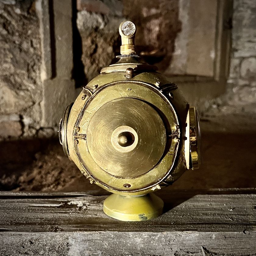 Zlaté steampunk hodiny Nautilus – velké