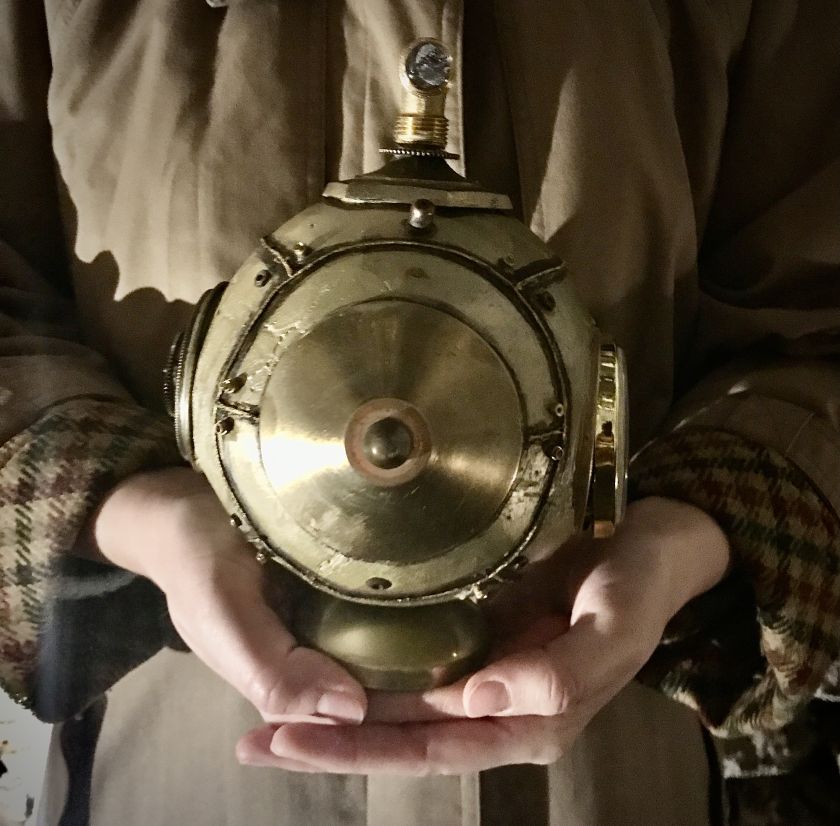 Goldene Steampunk Uhr Nautilus - groß