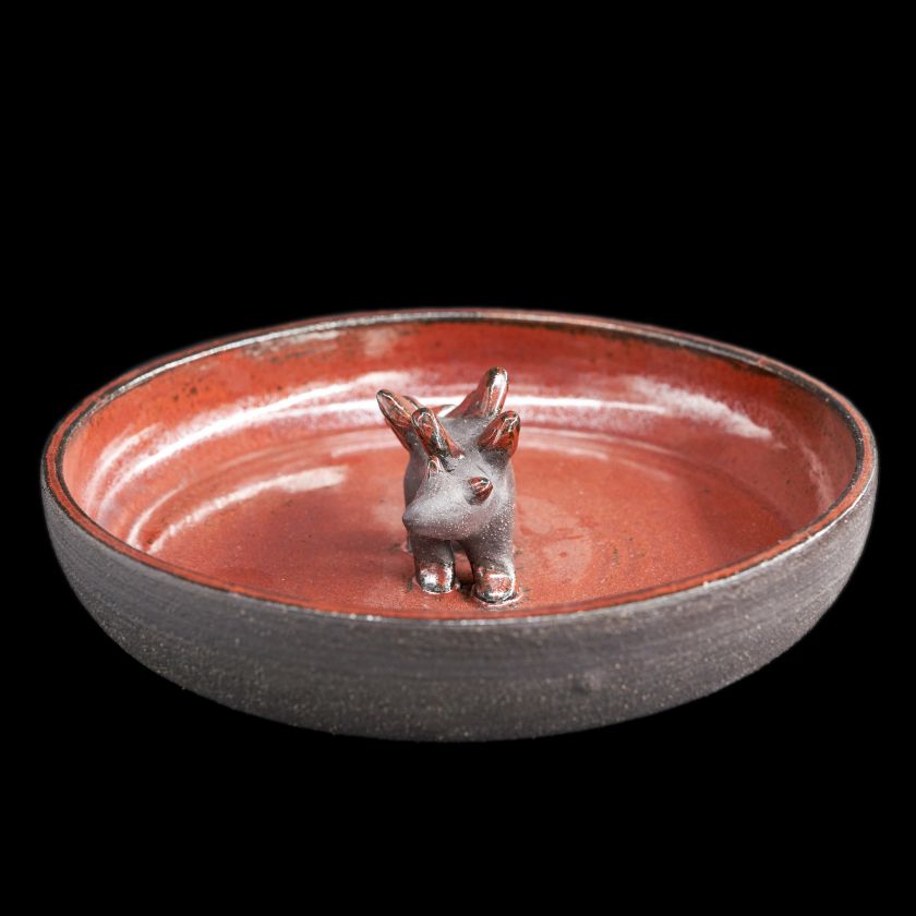 Ceramic Bird bath with animal - medium