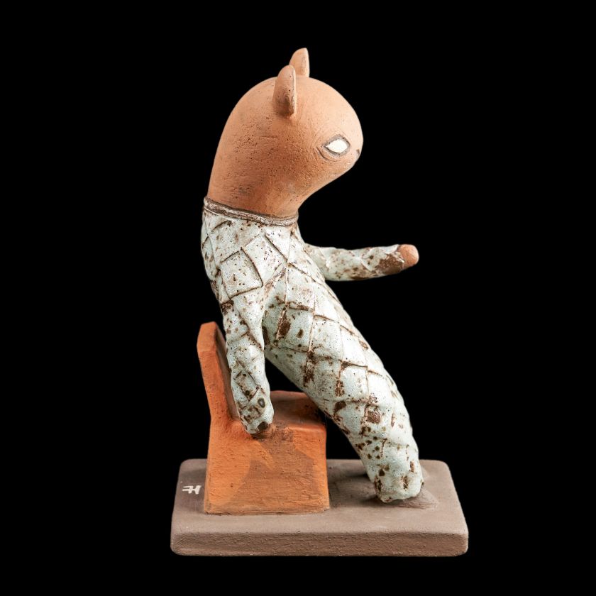 Ceramic statue - A Meerkat Fantasy