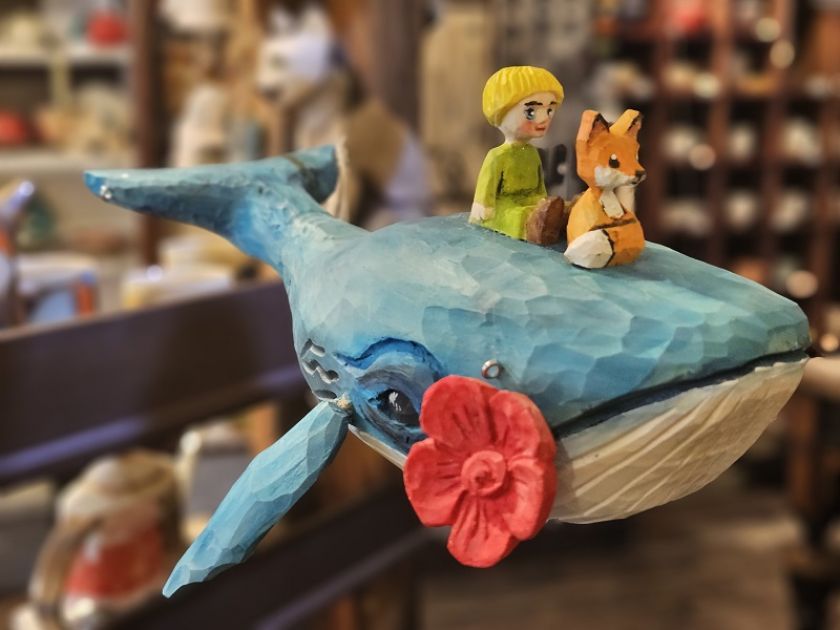 Wooden hand carved Whale