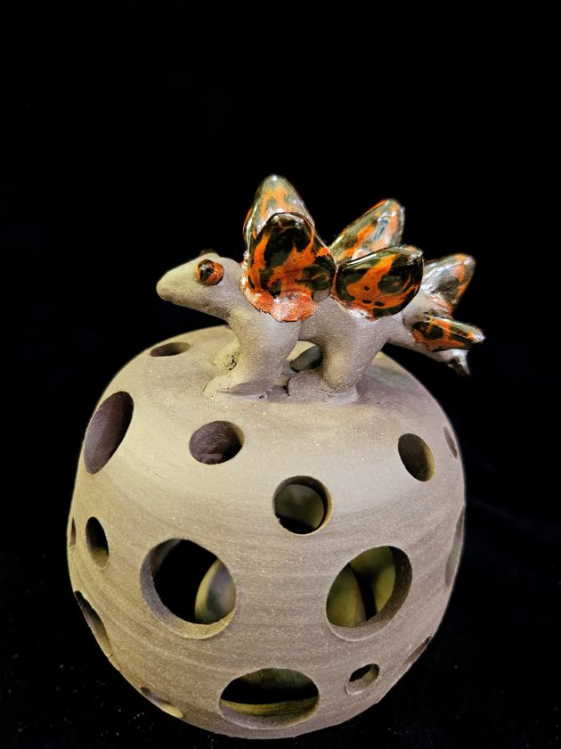 Candle Holder with curious Creatures