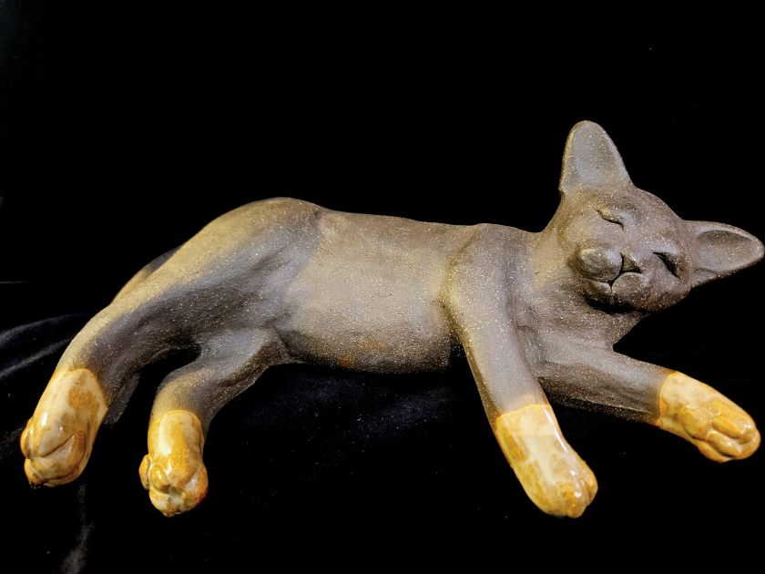 Handmade ceramic - Cat statue