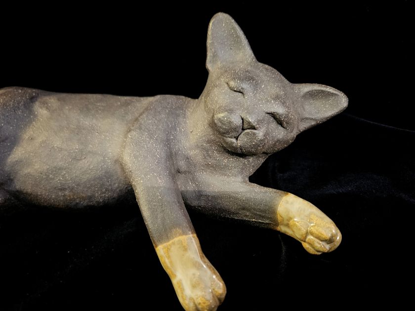 Handmade ceramic - Cat statue