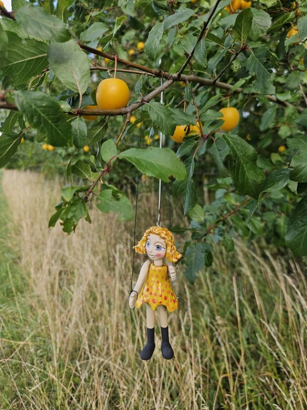 Little girl in yellow- puppet