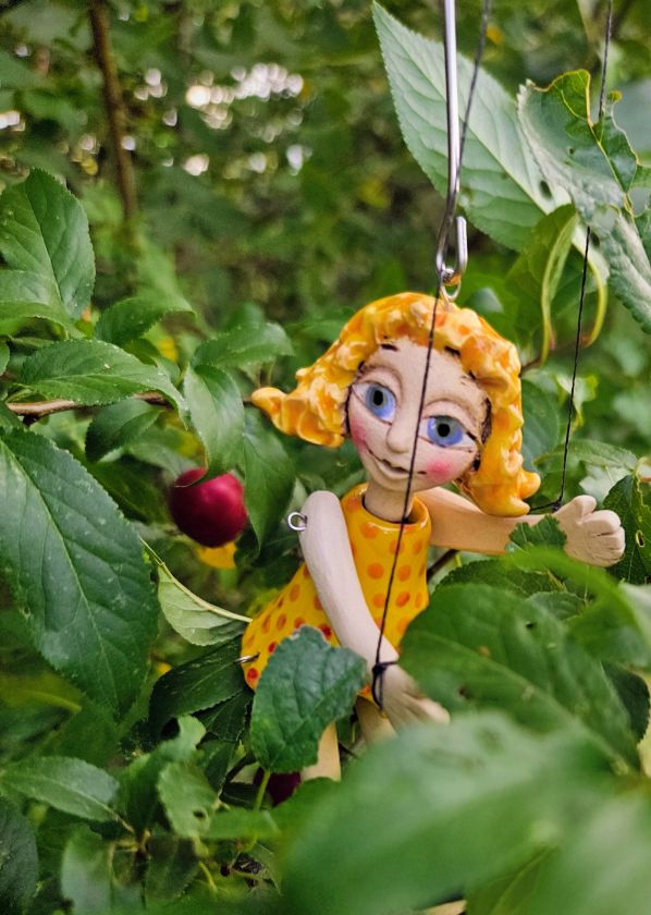 Little girl in yellow- puppet