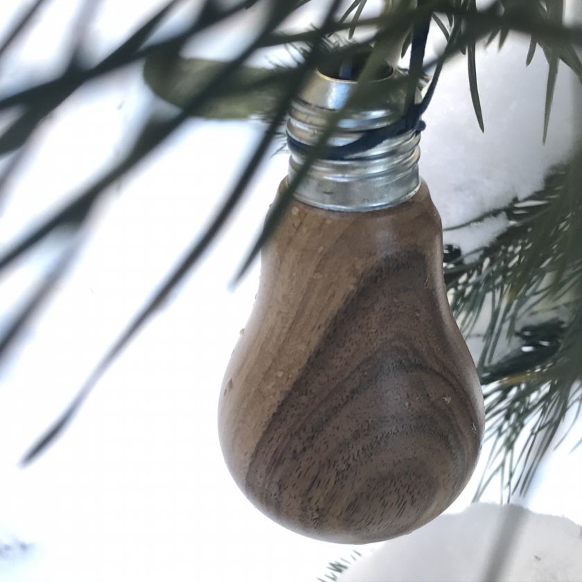 Wooden lightbulbs