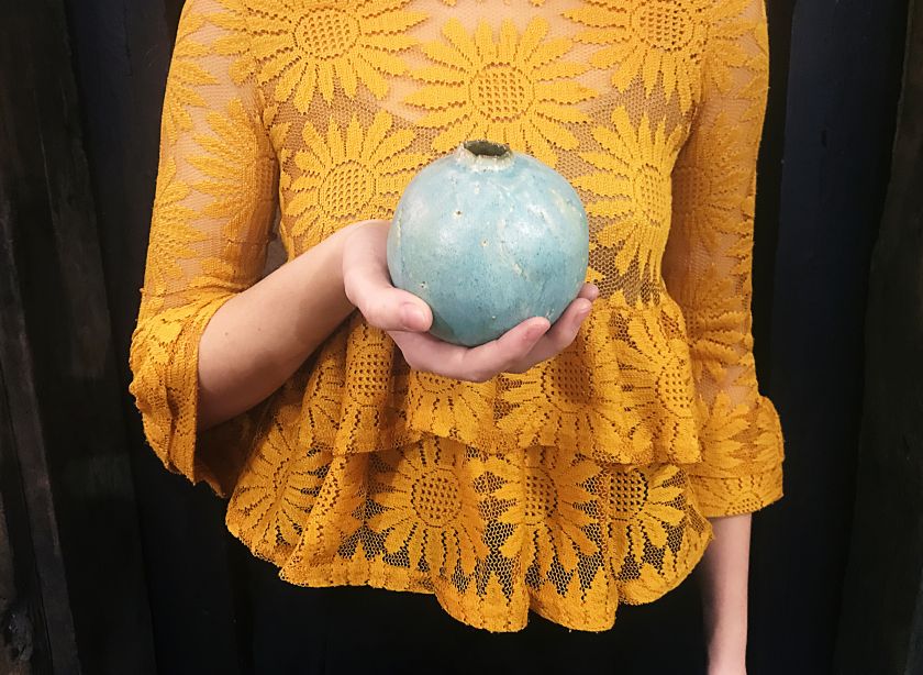 Precious things - Spherical vase