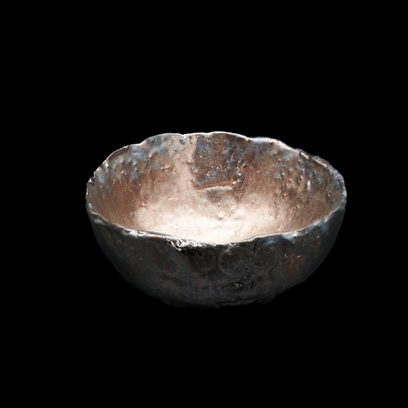 Precious things - Glazed ceramic bowl