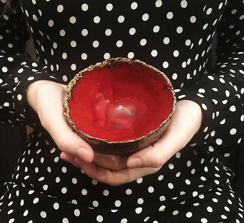 Precious things - Glazed ceramic bowl