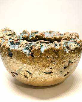 Ceramic Golden textured bowl