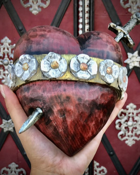 Heart & Dagger - Hand carved wallart