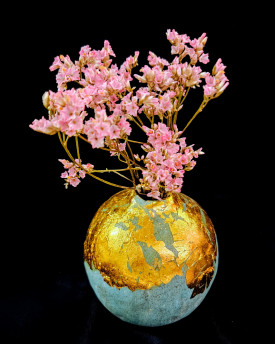 Runde Vase mit gold
