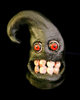 Handmade monster - Mormo